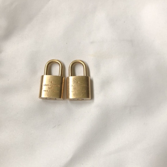 Authentic Louis Vuitton 2 locks. - Picture 2 of 4